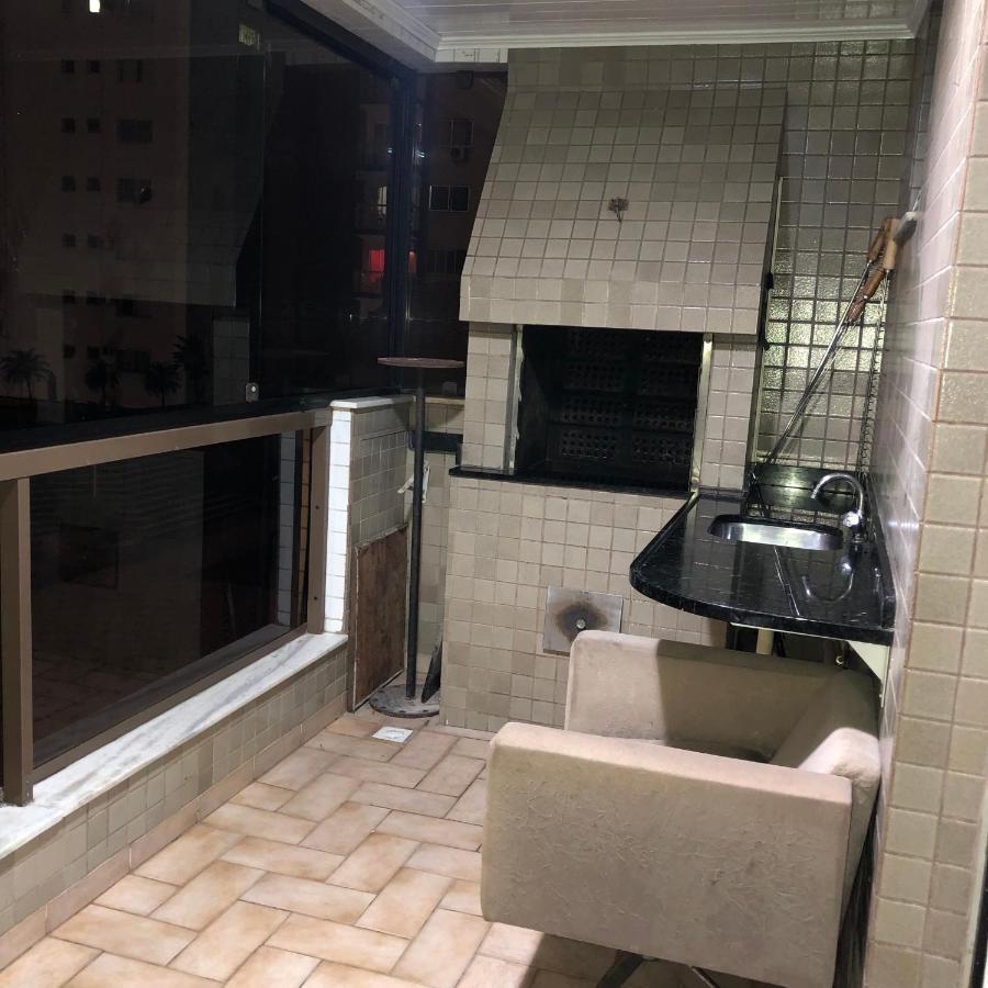 Apto a 30m da praia sobre shopping Atlântico Balneário Camboriú Esterno foto